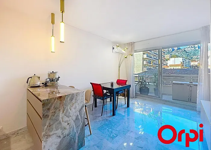 Renove Avec Terrasse Et Parking A - Fr-1-647-55 Menton