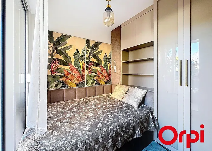 Renove Avec Terrasse Et Parking A - Fr-1-647-55 *