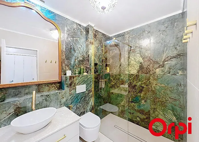 Renove Avec Terrasse Et Parking A - Fr-1-647-55 Apartment